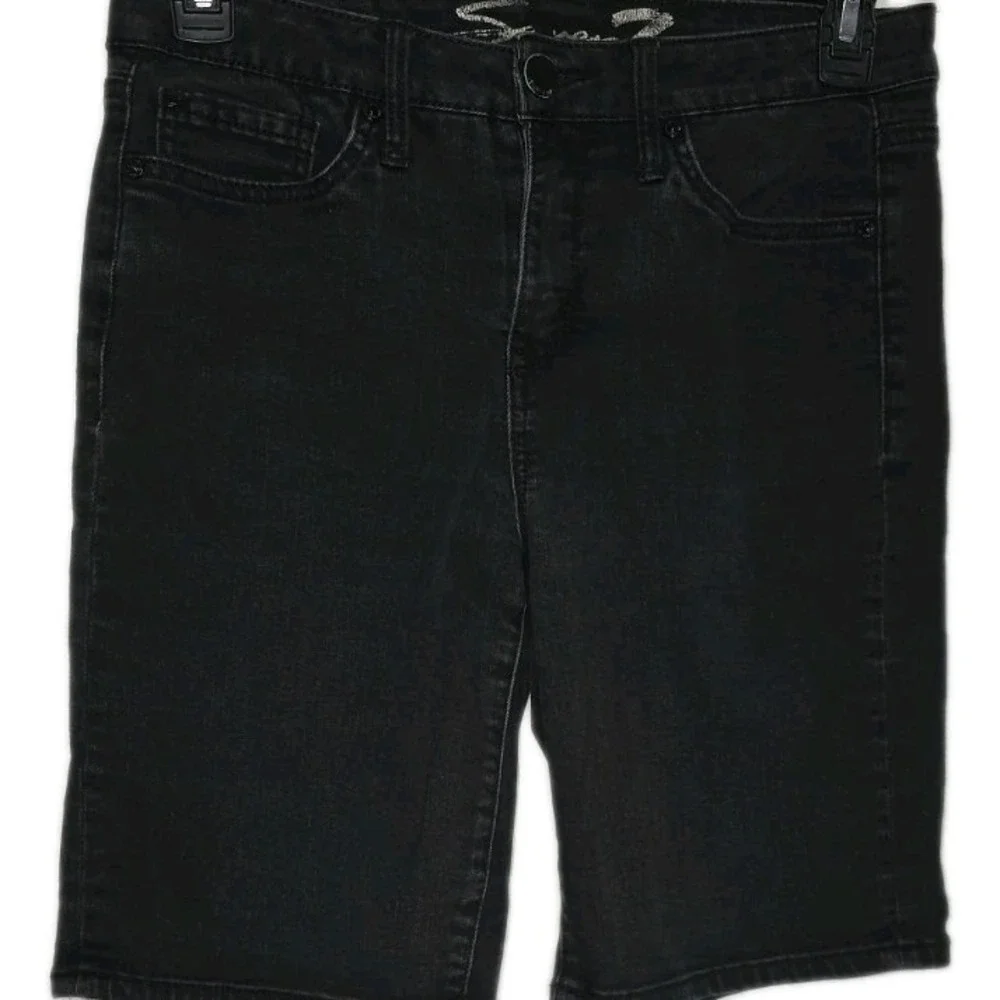 Seven7 Women's Size 8 Black Bermuda Stretch Denim Jean‎ Shorts 32x10 Outdoor (2)